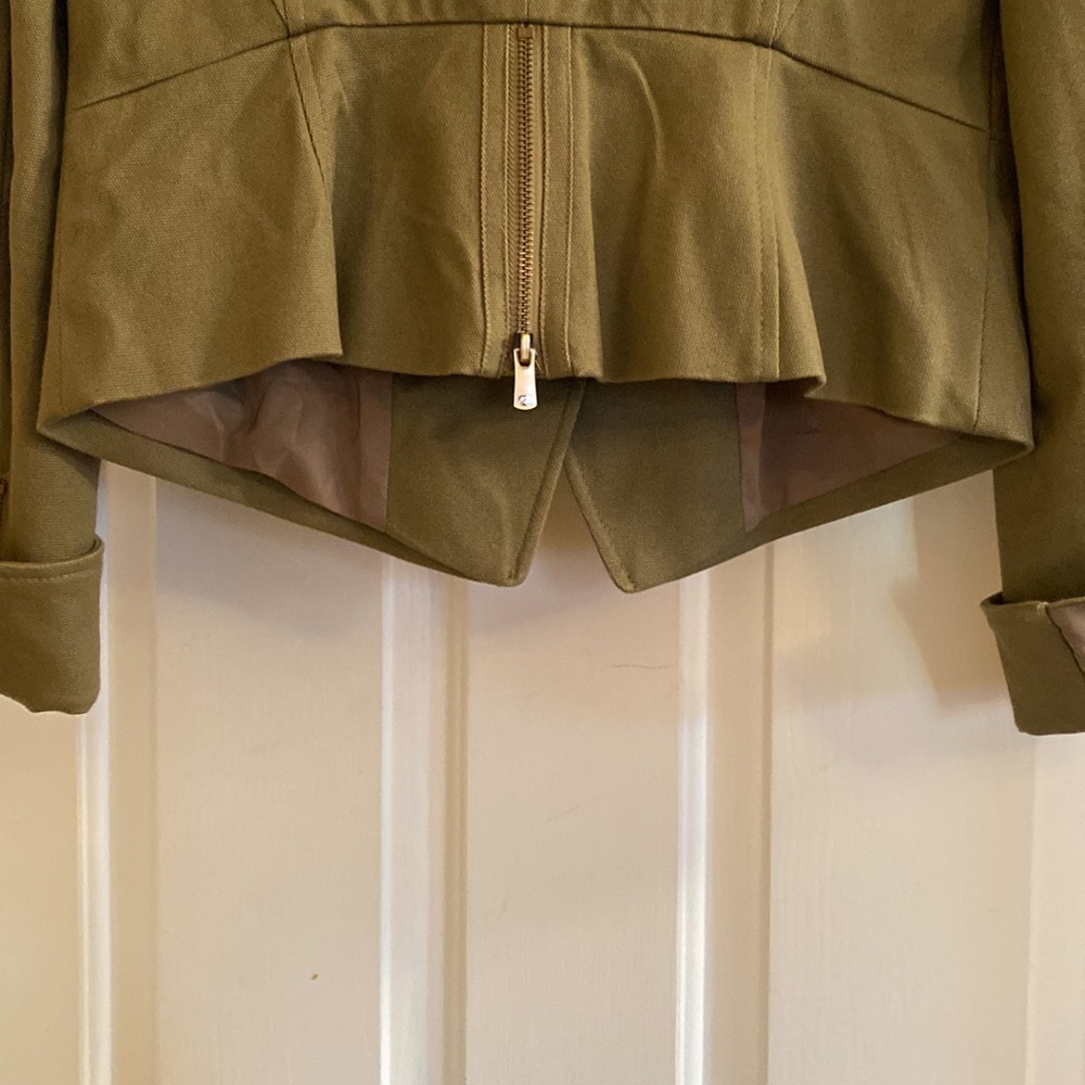 Jacket - Picture 11 of 12